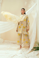 SS25DC-2548 OFF-WHITE LAWN 2PCS EMBROIDERED KURTA WITH TROUSER